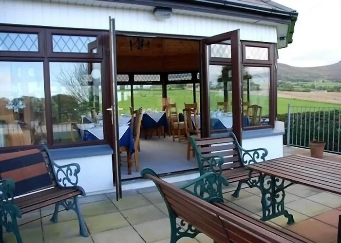 Mourneview Couette-café 4*